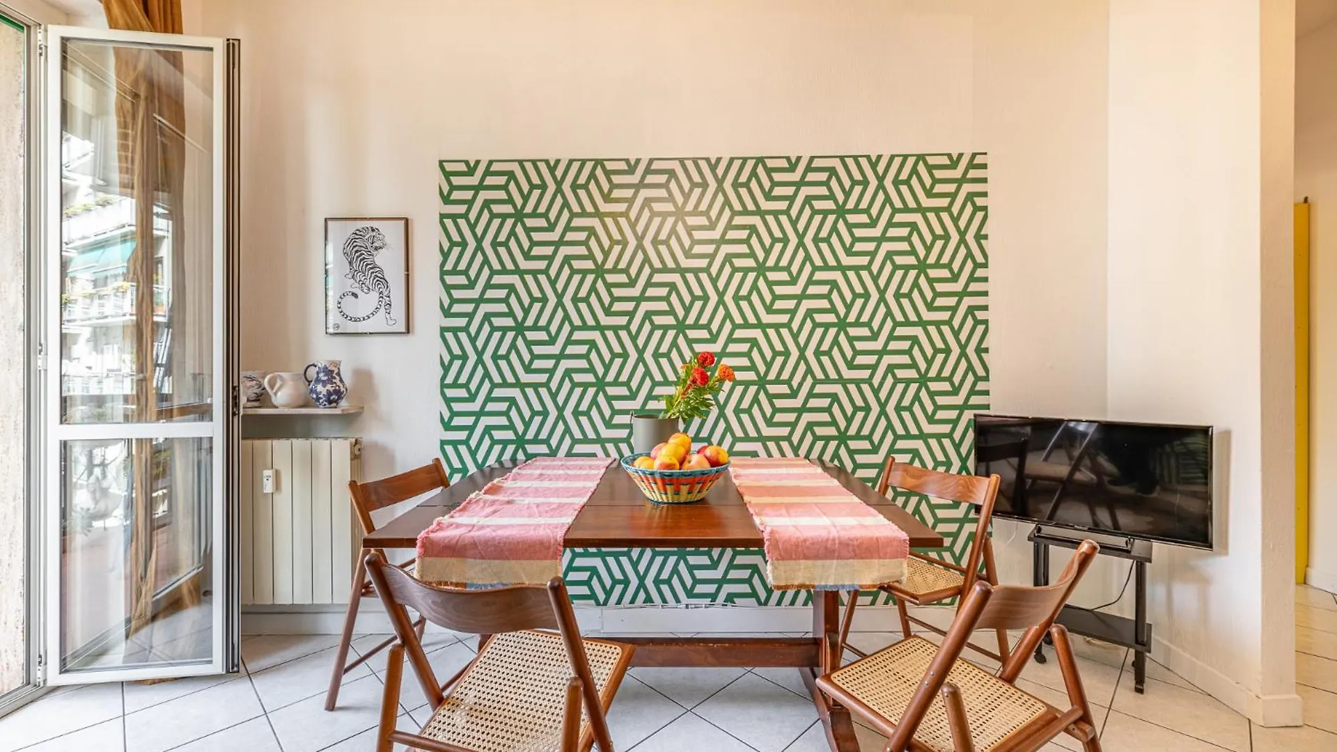 Funky House Next To The Airport! Apartment Milan