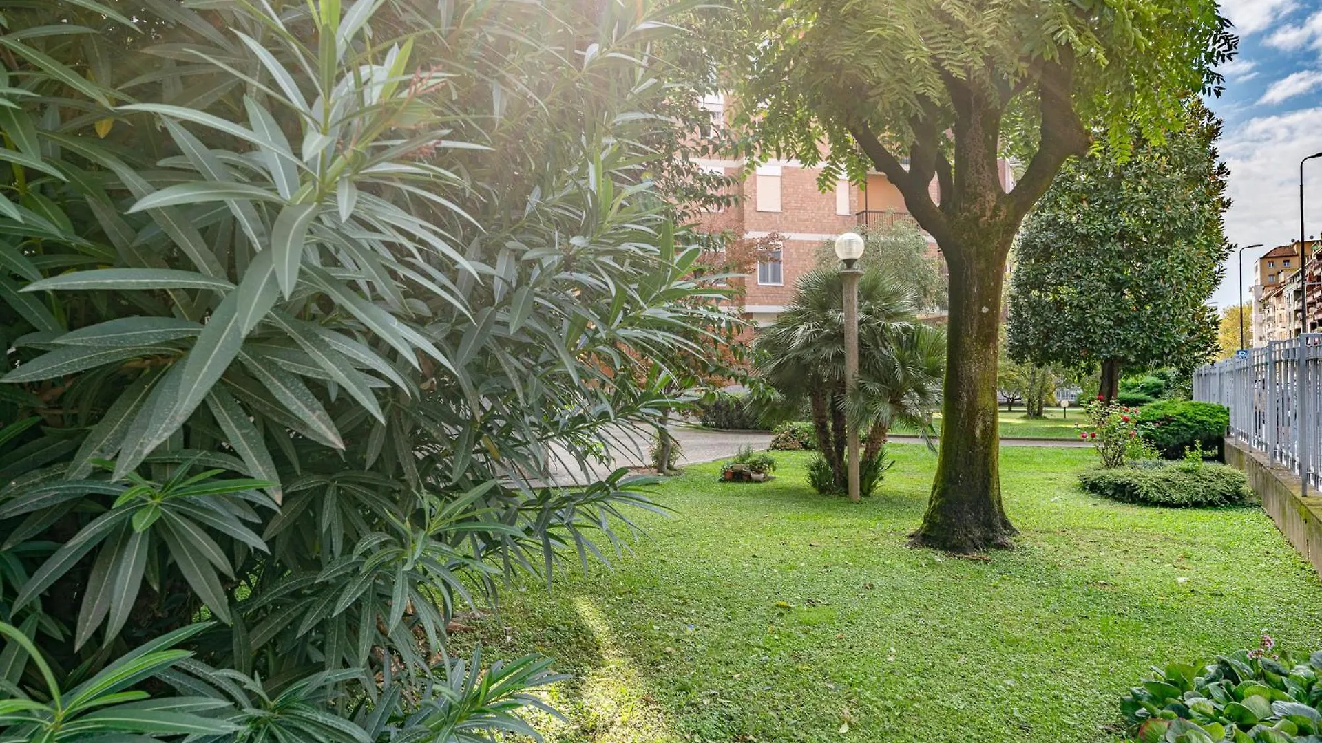 Funky House Next To The Airport! Apartment Milan