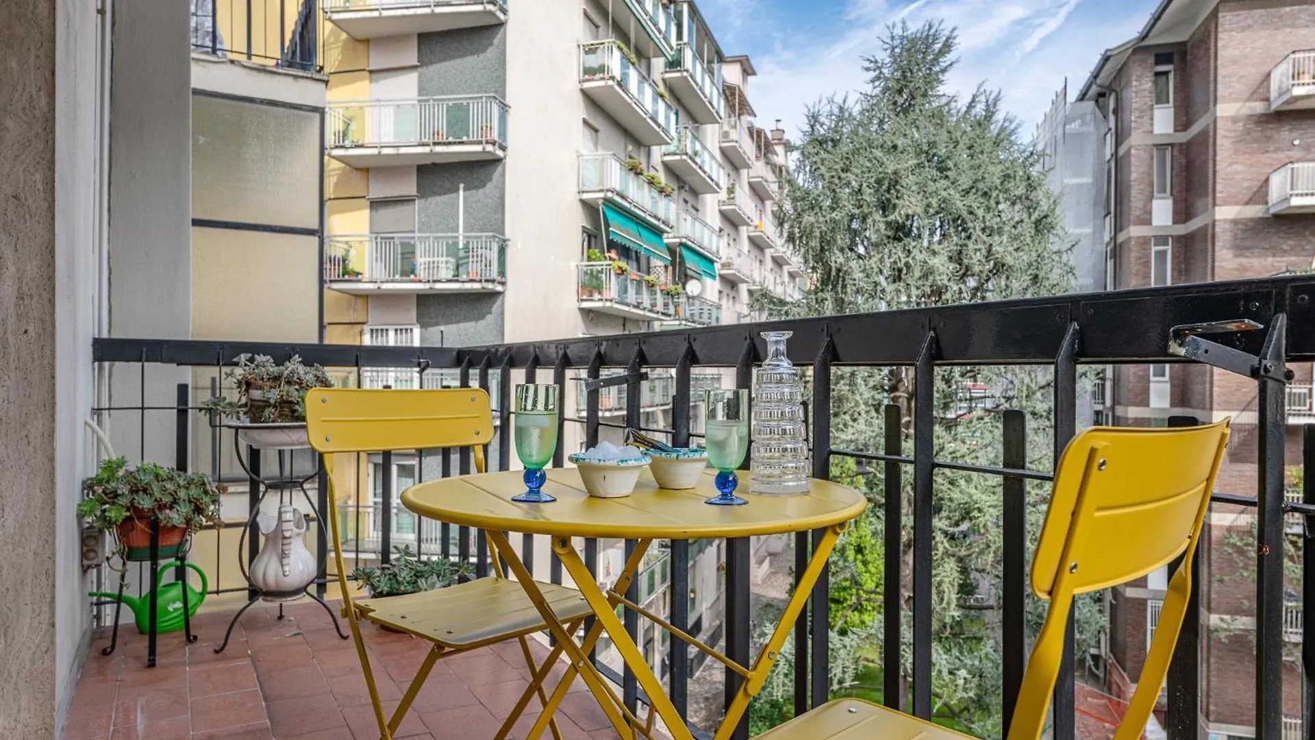 Funky House Next To The Airport! Apartment Milan